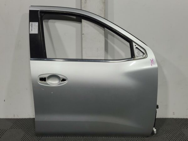 NISSAN NAVARA 2015-2025 RIGHT FRONT DOOR NP300, DUAL CAB, 04/15-