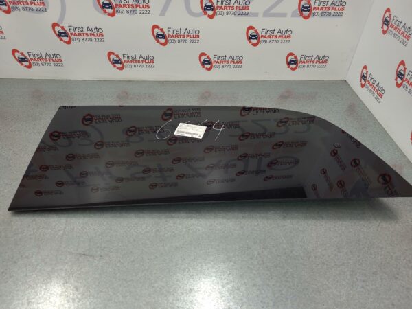 MERCEDES VIANO 2011-2014 LEFT REAR SIDE GLASS 639, 03/11-12/14