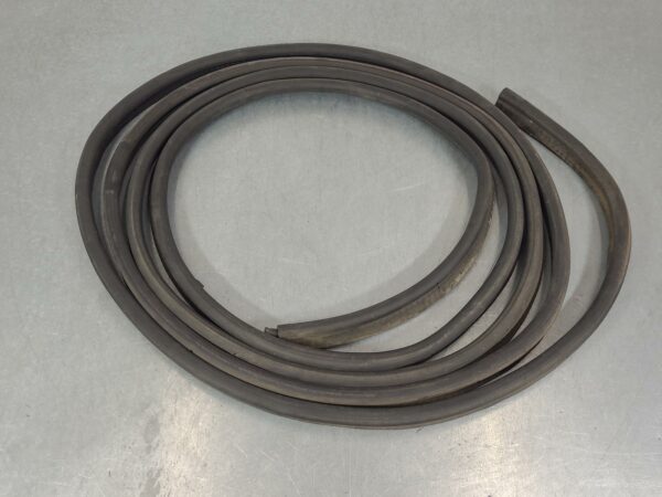 RENAULT MASTER BODY SEAL RUBBER BARN DOOR RUBBER SEAL, X62, 09/11- 11 12 13 14 1
