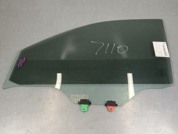 NISSAN NAVARA 2015-2025 LEFT FRONT DOOR WINDOW NP300, TEMPERED, 04/15-