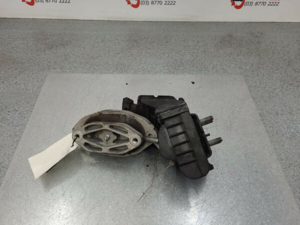 LDV DELIVER 9 07/2020-2024 ENGINE AND TRANSMISSION MOUNT SET