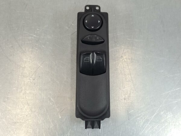 MERCEDES VITO 2004-2015 POWER WINDOW SWITCH RH FRONT (MASTER SWITCH), 639, 04/04