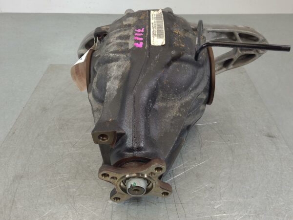 MERCEDES VITO 2004-2015 DIFFERENTIAL CENTRE 3.273 RATIO, 639, 04/04-02/15