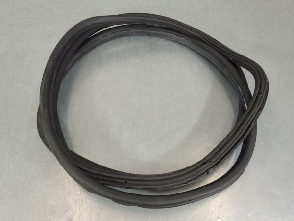 MERCEDES SPRINTER BODY SEAL RUBBER RH FRONT RUBBER SEAL, NCV3, VAN, 10/06-04/18