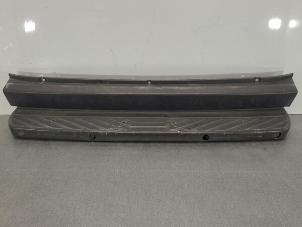 MERCEDES SPRINTER 2006-2018 REAR BUMPER BUMPER BAR (CENTRE), W/ PARK SENSOR TYPE