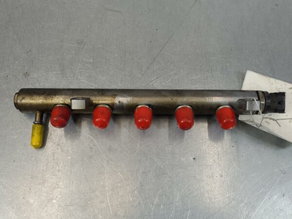 RENAULT TRAFIC 2015-2025 INJECTION RAIL X82, 01/15-