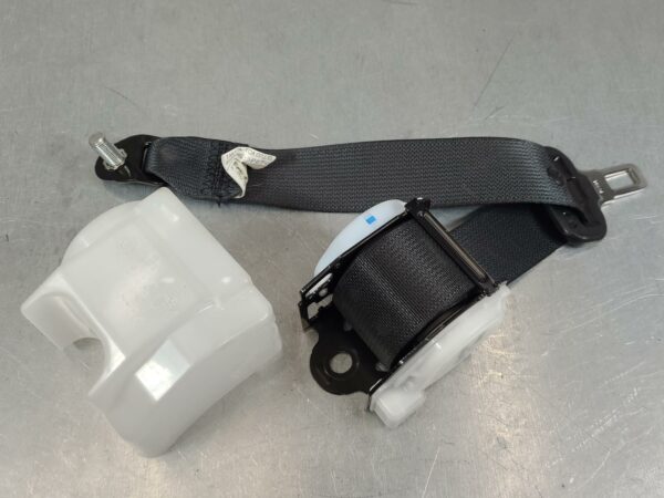 MITSUBISHI TRITON 2015-2023 SEAT BELT CENTRE REAR, SEAT BELT ONLY, DUAL CAB, MQ-