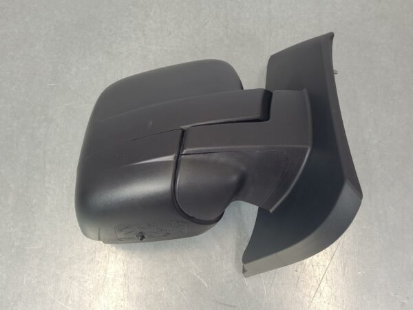RENAULT TRAFIC 2015-2021 RIGHT DOOR MIRROR X82, BLACK, 01/15-12/21
