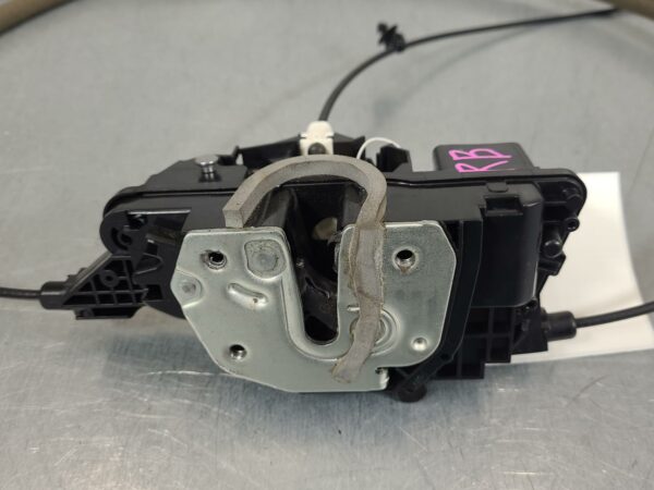 LDV DELIVER 9 2020-2024 LOCK MECHANISM  RIGHT BARN DOOR LOCK, LOWER, 07/20-