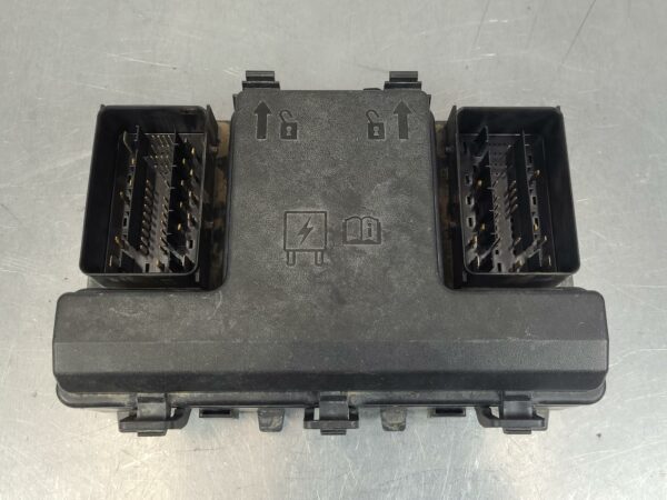 FORD RANGER 2015-2022 FUSE BOX PX SERIES 2-3, ENGINE BAY, MAIN RELAY/FUSE BOX, P