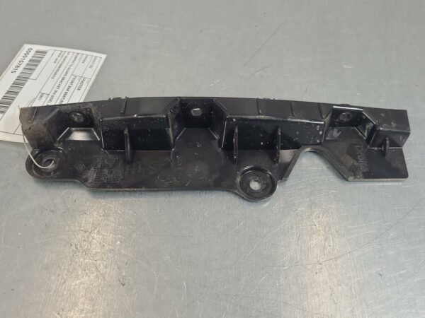 RENAULT MASTER FRONT BAR BRKT/REINFORCEMENT BUMPER TO GUARD BRACKET (RH SIDE), X