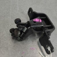 LDV DELIVER 9 2020-2024 DOOR HINGE/RUNNER CENTRE, LH SLIDING DOOR RUNNER, 07/20-