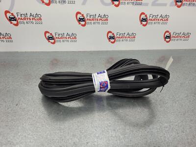 LDV DELIVER 9 07/2020-ON BODY SEAL RUBBER RIGHT FRONT