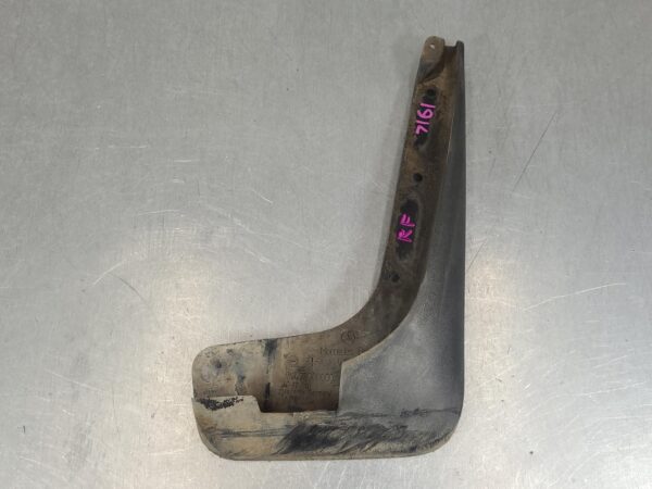 MERCEDES VITO 2015-2025 MUD FLAPS 447, 03/15-