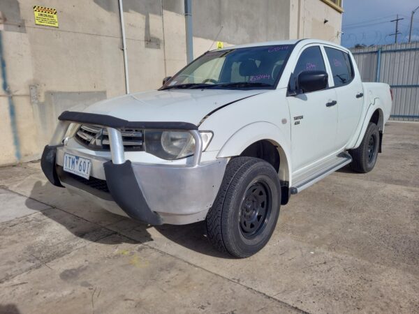 MITSUBISHI TRITON MN 08/2009-04/2015 LOCK MECHANISM LEFT FRONT DOOR - Image 6