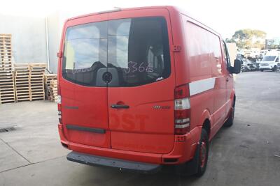 MERCEDES BENZ SPRINTER 10/2006-04/2018 LEFT REAR LOWER ROLLER PLASTIC COVER TRIM - Image 9