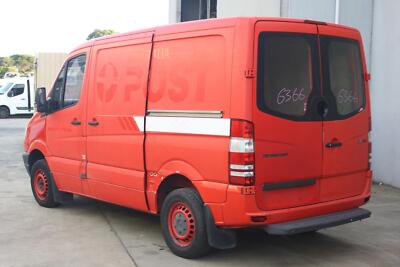 MERCEDES BENZ SPRINTER 10/2006-04/2018 LEFT REAR LOWER ROLLER PLASTIC COVER TRIM - Image 31