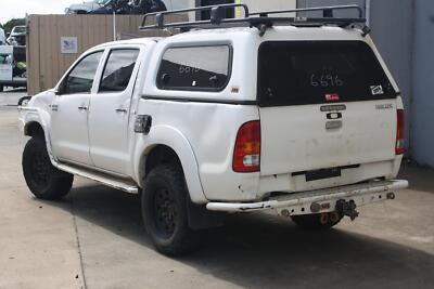 TOYOTA HILUX 02/2005-08/2015 RIGHT REAR POWER WINDOW SWITCH - Image 144