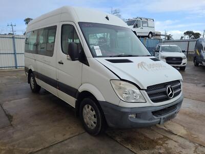 MERCEDES BENZ SPRINTER 10/2006-04/2018 RIGHT BODY MOULD BEHIND REAR WHEEL - Image 14