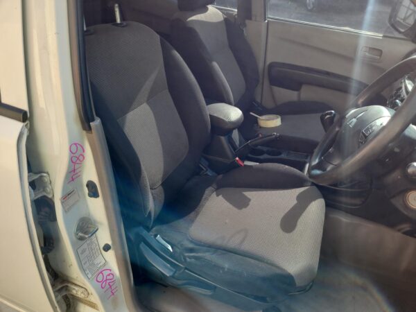 MITSUBISHI TRITON MN 08/2009-04/2015 HANDBRAKE LEVER FLOOR MOUNT - Image 31