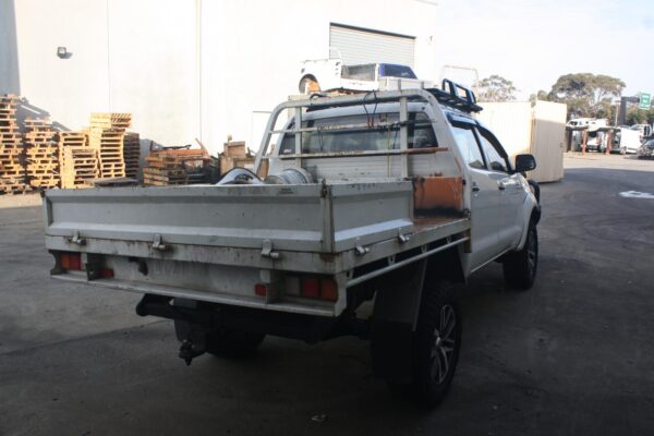 TOYOTA HILUX 02/2005-08/2015 DOOR HANDLE OUTER LEFT FRONT BLACK - Image 5