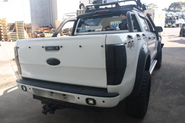 FORD RANGER PX 07/2011-2022 RIGHT FRONT LOWER DOOR HINGE/RUNNER - Image 20