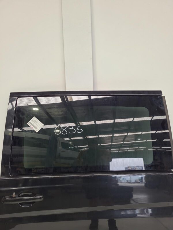 MERCEDES BENZ VIANO 639 03/2011-12/2014 LEFT REAR SLIDING DOOR - Image 23