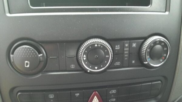 VOLKSWAGEN CRAFTER 02/2007-12/2011 FRONT PANEL RIGHT HEADLIGHT TRIM - Image 13