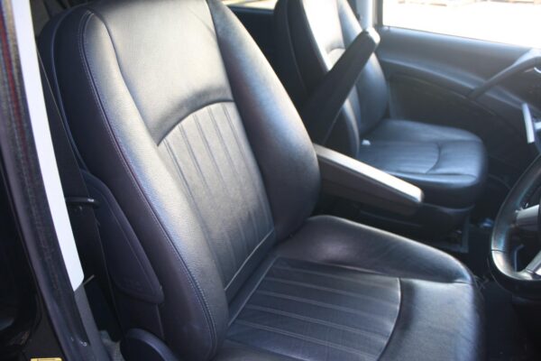 MERCEDES BENZ VIANO 03/2011-12/2014 DOOR TRIM LEFT REAR LEATHER BLACK - Image 11