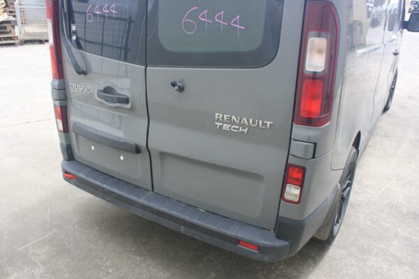 RENAULT TRAFIC X82 01/2015-ON LEFT SLIDING DOOR HINGE/RUNNER MIDDLE - Image 4