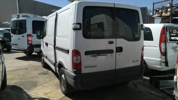 RENAULT MASTER X70 09/2004-06/2010 FRONT PANEL - Image 18
