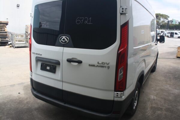 LDV DELIVER 9 07/2020-ON POWER WINDOW SWITCH LEFT FRONT - Image 8