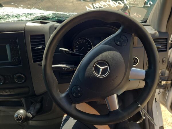 MERCEDES BENZ SPRINTER NCV3 10/2006-04/2018 RIGHT FRONT DOOR WINDOW - Image 21