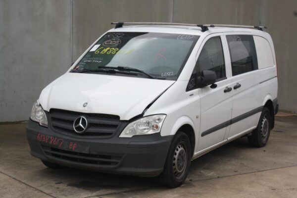 MERCEDES BENZ VITO 639 02/2011-02/2015 COURTESY LIGHT MY11 - Image 7