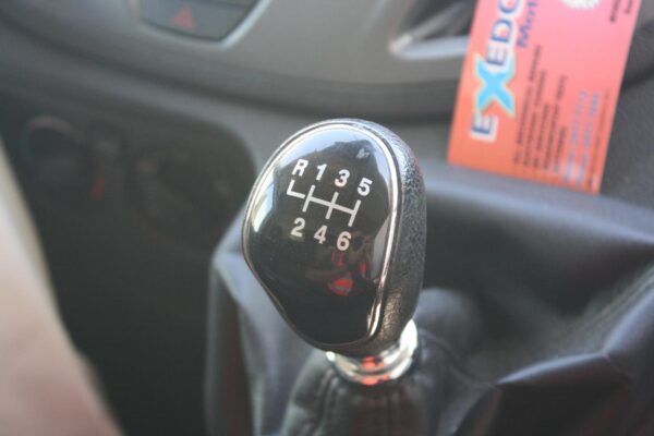 FORD TRANSIT VO 03/2014-2023 MUD FLAPS LEFT REAR - Image 9