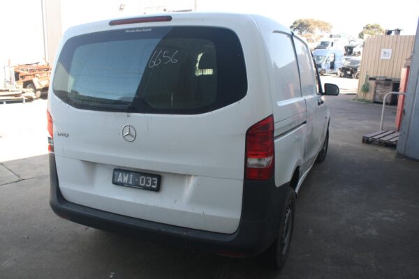 MERCEDES BENZ VITO 447 03/2015-ON RIGHT GUARD LINER REAR - Image 9