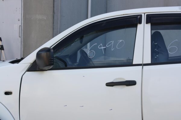 MITSUBISHI TRITON ML-MN 07/2006-04/2015 LEFT FRONT WINDOW REGULATOR/MOTOR POWER - Image 8