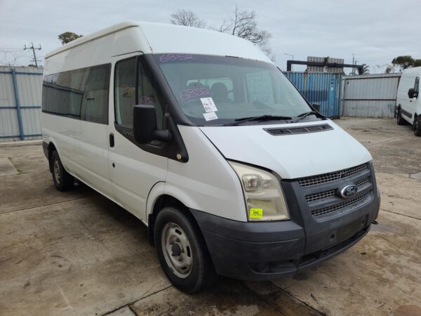 FORD TRANSIT VM 07/2006-02/2014 RIGHT REAR SIDE GLASS BUS TYPE SMALL REAR - Image 8