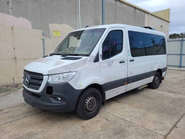 MERCEDES BENZ SPRINTER VS30 05/2018-ON FAN SHROUD 3.0L DIESEL TURBO - Image 14