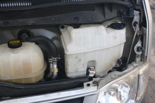 TOYOTA HIACE TRH 03/2005-04/2019 AIR FLOW METER 2.7L PETROL - Image 12