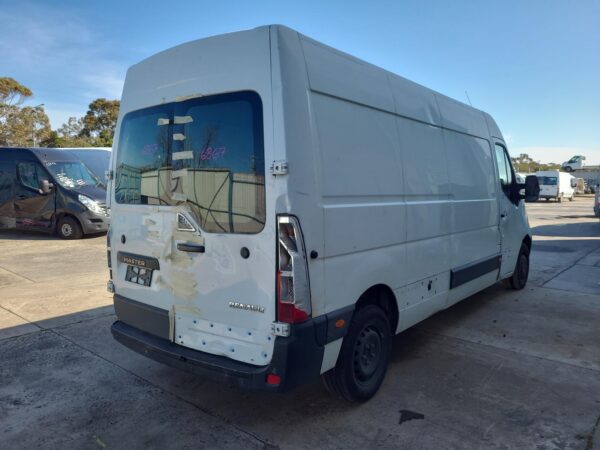 RENAULT MASTER X62 09/2011-01/2020 INSTRUMENT CLUSTER AUTOMATIC T/M - Image 17