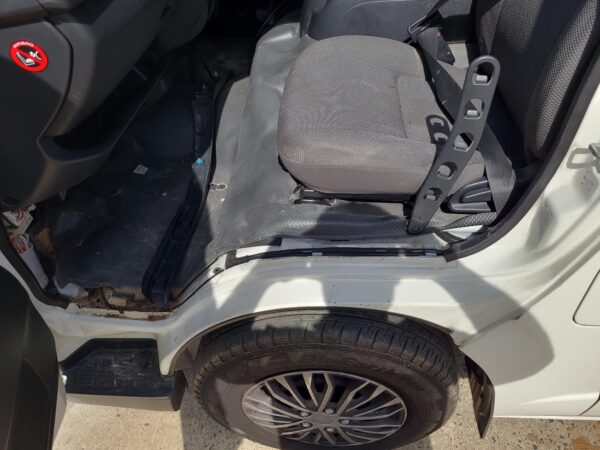 TOYOTA HIACE TRH/KDH 03/2005-04/2019 OVERFLOW BOTTLE - Image 22