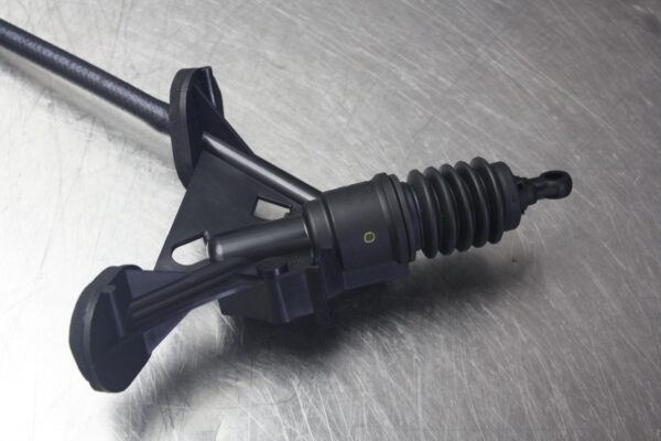 FORD TRANSIT VM 07/2006-02/2014 CLUTCH MASTER CYLINDER - Image 4