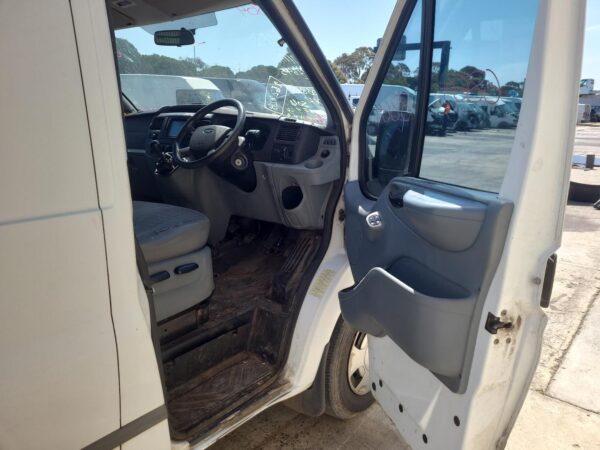 FORD TRANSIT VM 10/2011-02/2014 GEARBOX MANUAL RWD DIESEL 2.2L TURBO 6 SPEED - Image 12