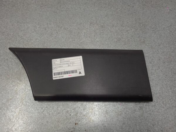 RENAULT MASTER X62 09/2011-ON BODY/DOOR MOULD RIGHT REAR - Image 2