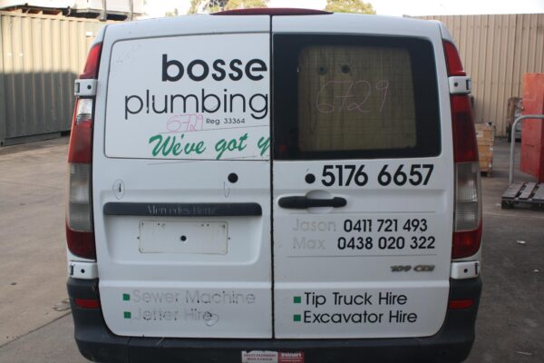 MERCEDES BENZ VITO 639 04/2004-02/2015 BARN DOOR GLASS LEFT - Image 22