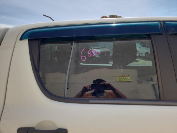 MAZDA BT50 UP-UR 10/2011-06/2020 LEFT FRONT DOOR WINDOW DUAL CAB - Image 7