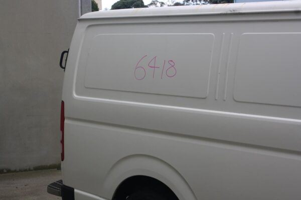 TOYOTA HIACE TRH/KDH 03/2005-04/2019 MUD FLAPS RIGHT REAR - Image 7