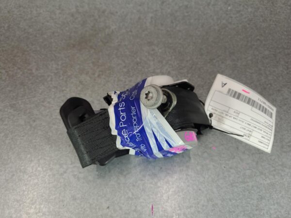 MAZDA BT50 UP-UR 10/2011-06/2020 LEFT REAR SEAT BELT ONLY DUAL CAB - Image 2