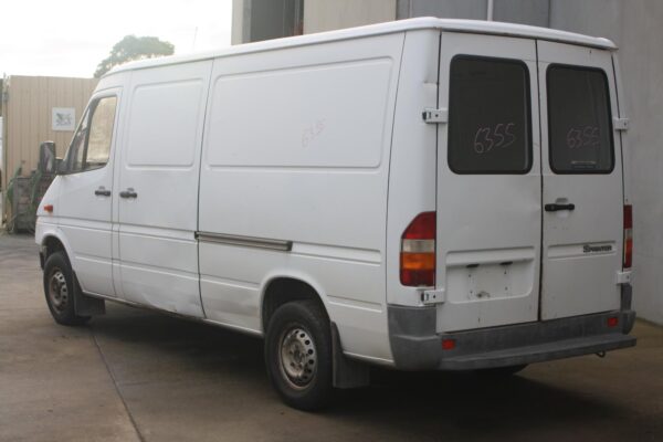 MERCEDES BENZ SPRINTER 02/1998-10/2006 LOCK MECHANISM RIGHT FRONT DOOR - Image 2